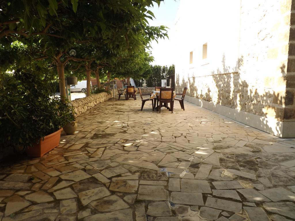 Lebaronie Vila Scicli Exterior foto