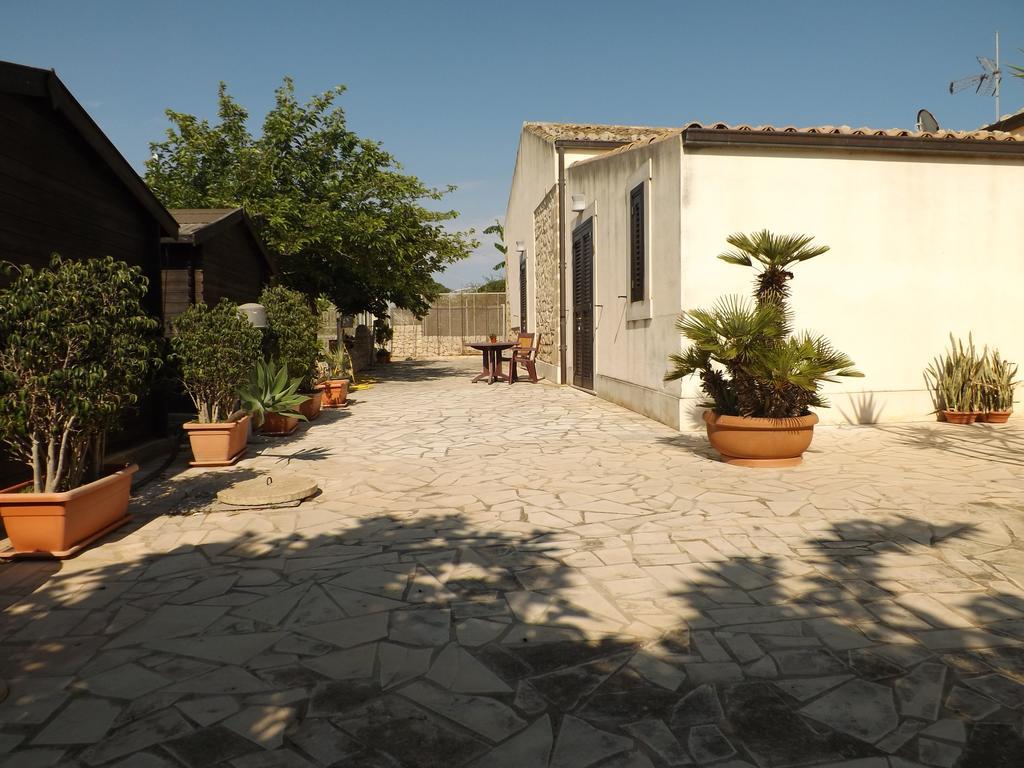 Lebaronie Vila Scicli Exterior foto